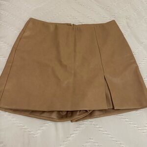 7 For All Mankind Beige Faux Leather Skort
